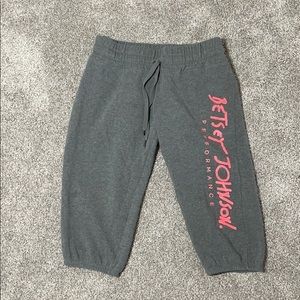 Capri sweats